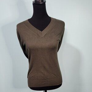 CIELO CLASSIC Olive Green VNECK SWEATER
Lot I